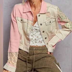 POL Patchwork Pink & Cream Floral Lace Mixed-Fabric Spring/Summer Denim Jacket